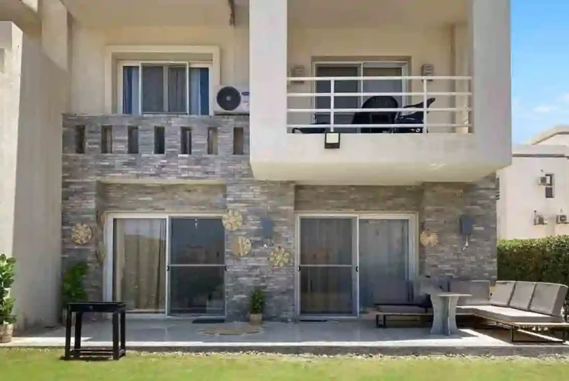 دوبلكس بجاردن للبيع بالفرش والاجهزة امواج الساحل